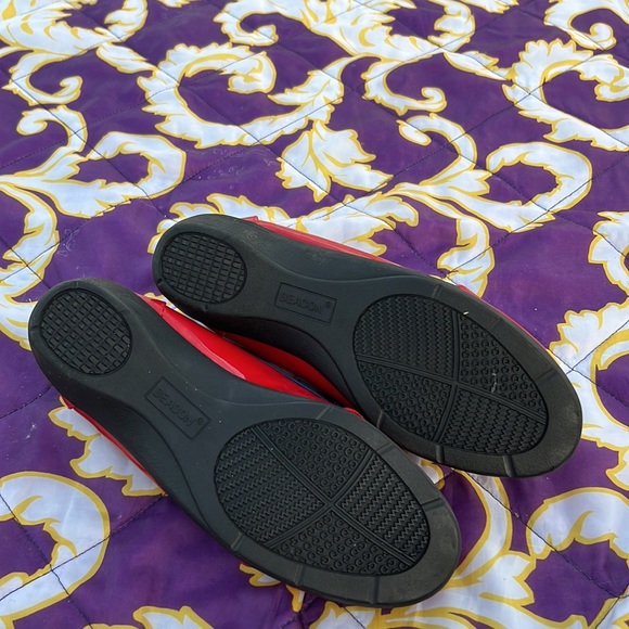 Red loafers - Picture 2 of 2